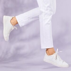 Commense White Knit Round-Toe Lace-Up Sneakers Comfortable Women's Size 9 EUR 40